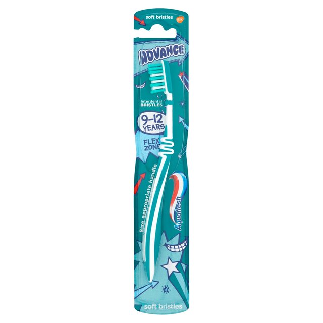 Aquafresh Advance 9-12 Years Kids Soft Toothbrush